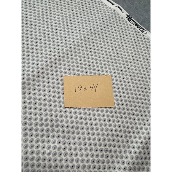 Windham Fabrics Aster Pattern No. 35171 Cotton Fabric 19x44" Gray & Cream Circle - Picture 4 of 5